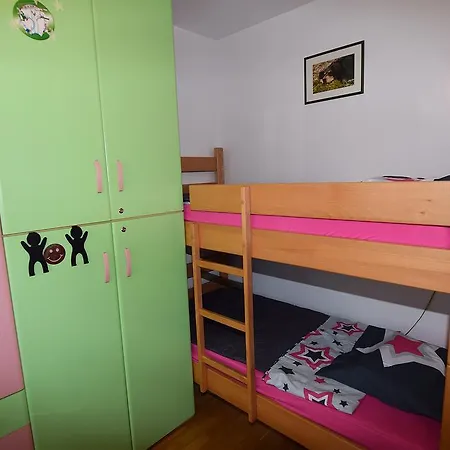 Apartmebt Illa *