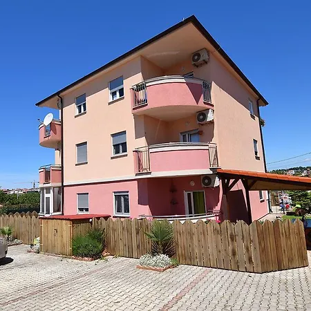 Apartmebt Illa * Pula
